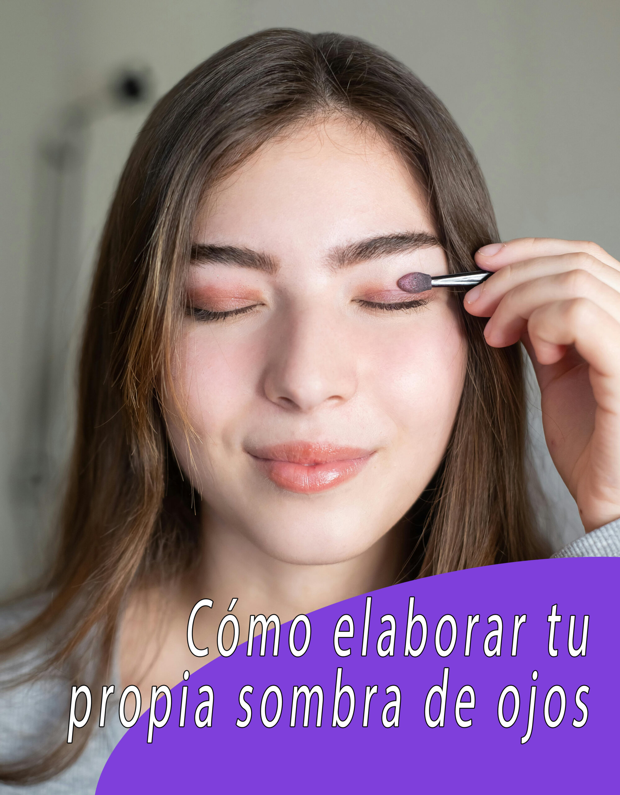 Cómo se hace una sombra de ojos natural